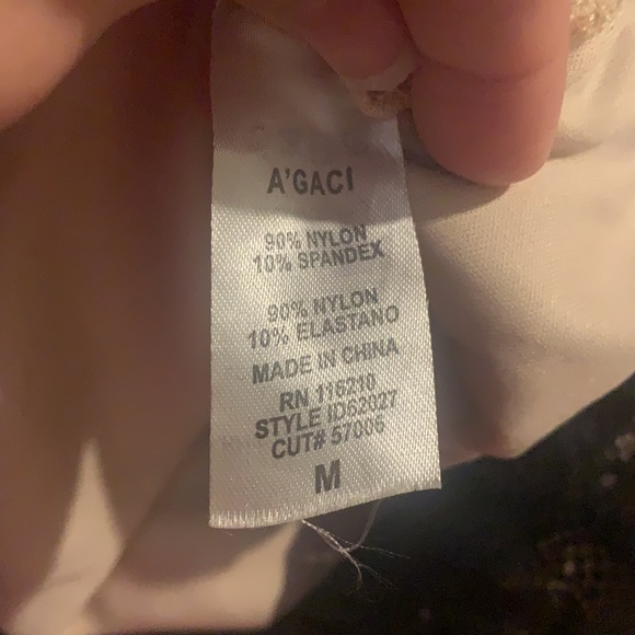 A’gaci Lace Dress - Picture 12 of 15